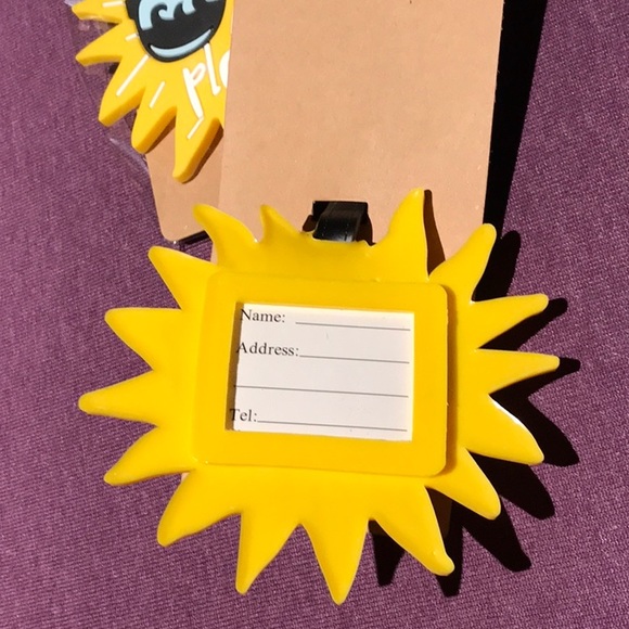 Luggage Tag Sunglasses on the Sun - Picture 3 of 4